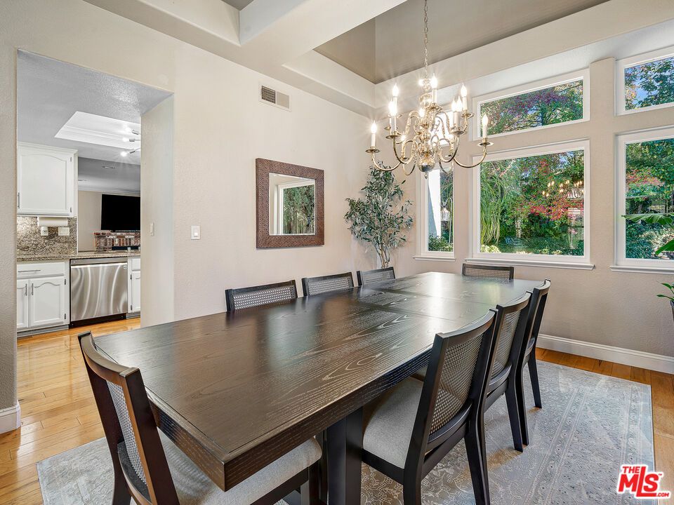 Chandelier, Dining room, Interior, Kitchen, Wood Texture Flooring