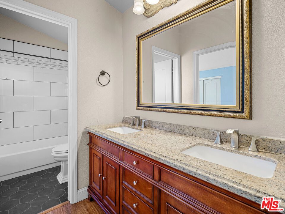 Bathroom, Dual Sink Vanities, Interior, Wood Texture Flooring