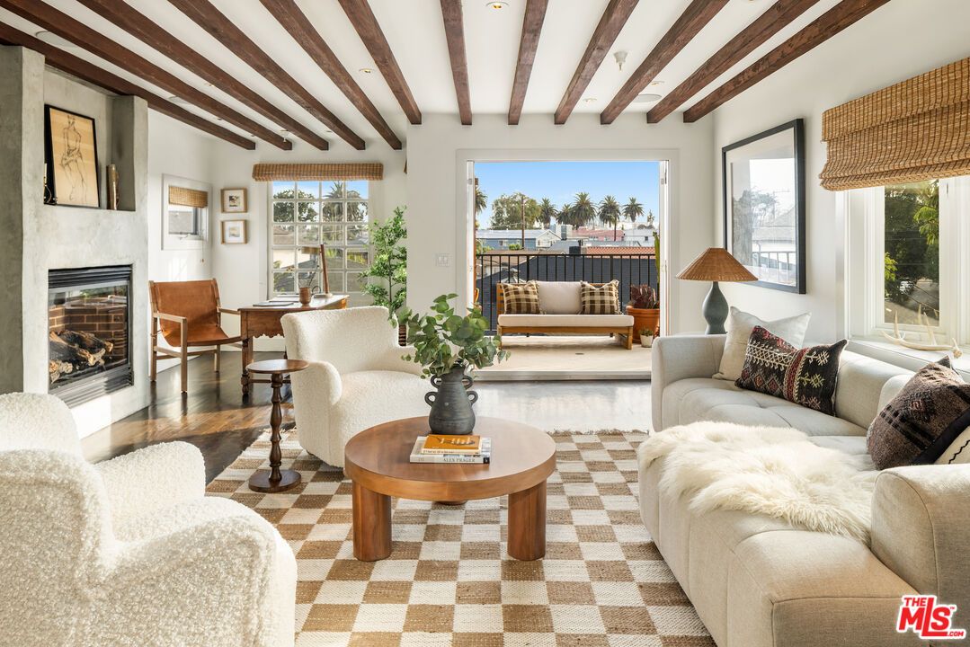 DE Listing image placeholder