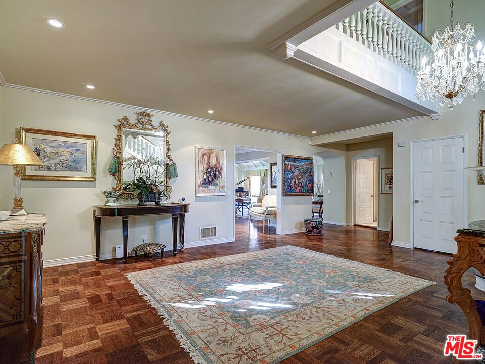 Chandelier, Interior, Recessed Lighting, Wood Texture Flooring