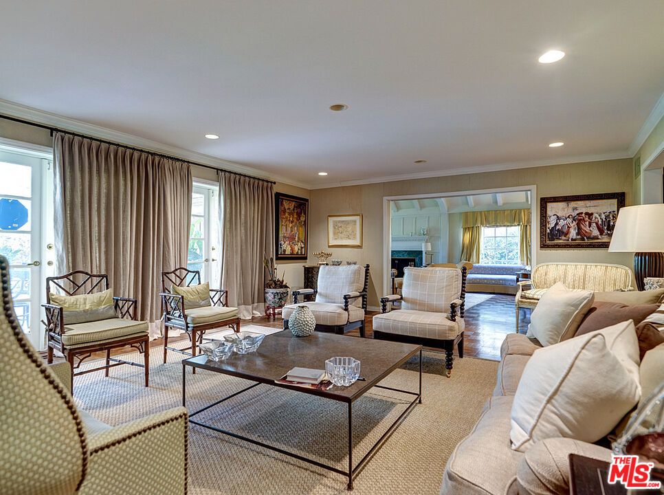 Fireplace, Interior, Living room, Recessed Lighting