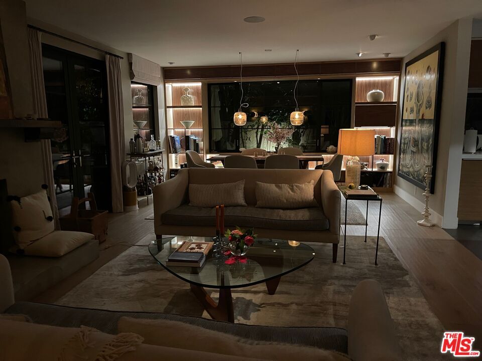 Dining room, Interior, Living room, Pendant Lights, Recessed Lighting, Wood Texture Flooring