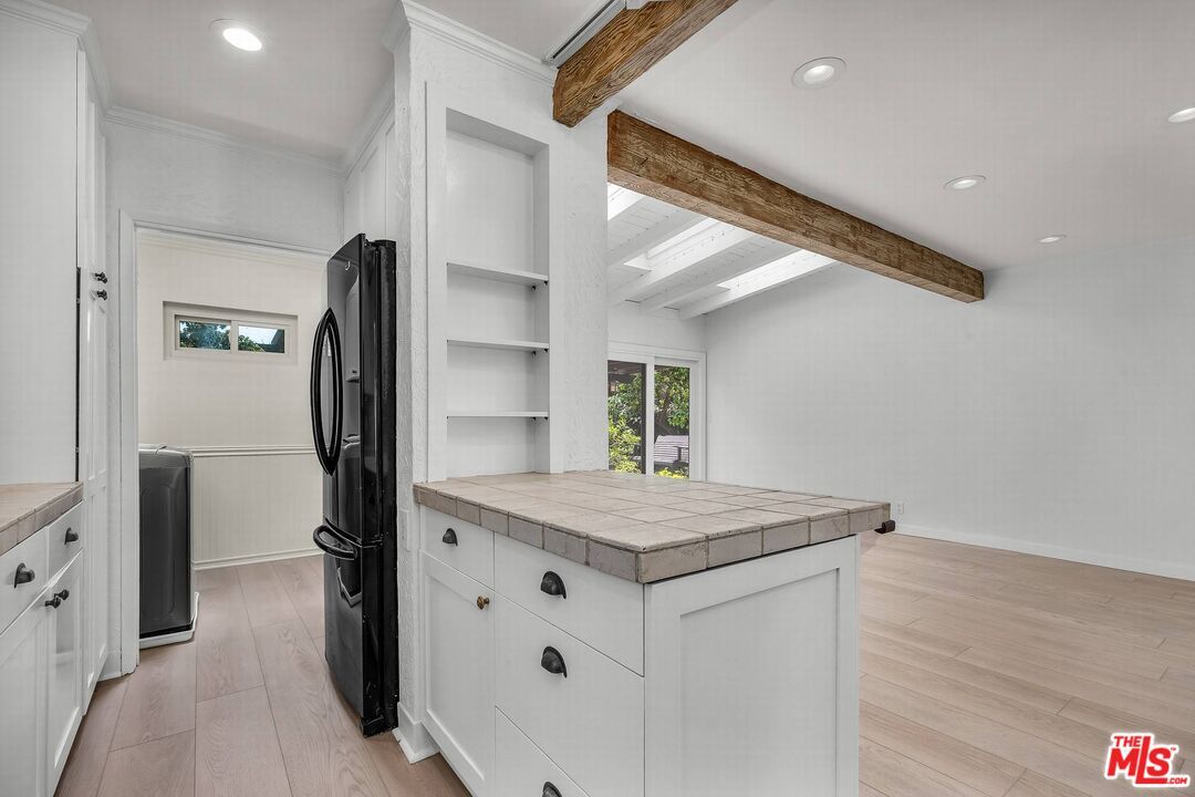 Interior, Recessed Lighting, Washer, Wooden Beams, Wood Texture Flooring