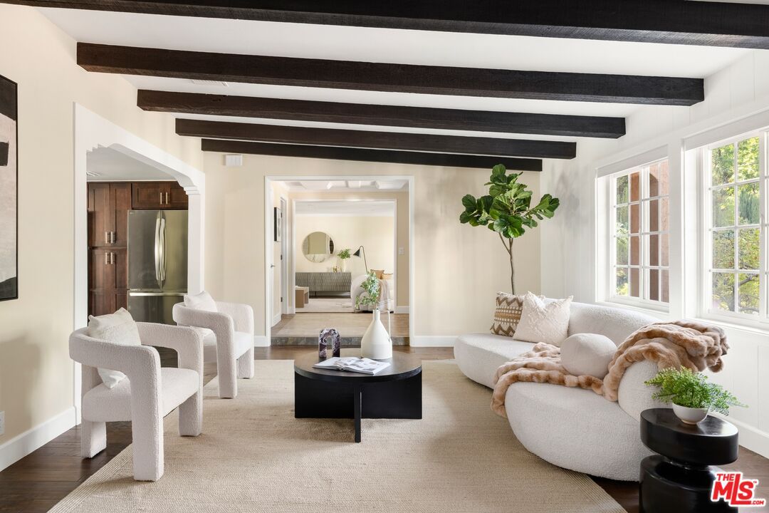 Interior, Living room, Stainless Steel Appliances, Wooden Beams, Wood Texture Flooring