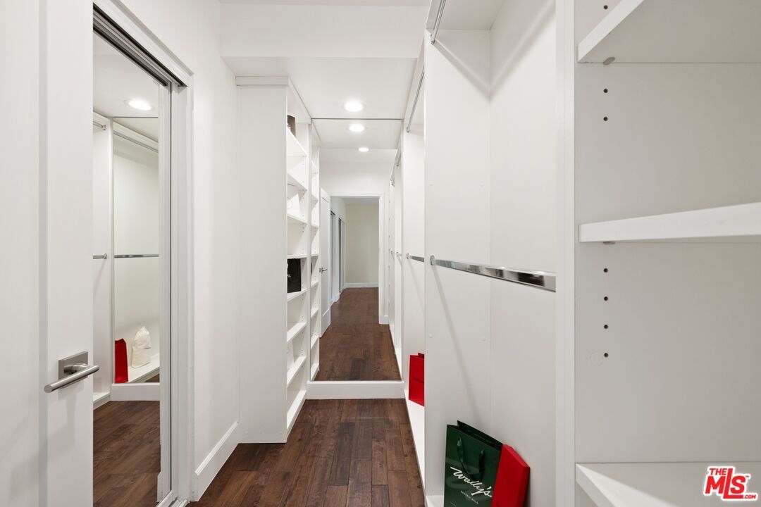 Interior, Recessed Lighting, Walk-in Closets, Wood Texture Flooring