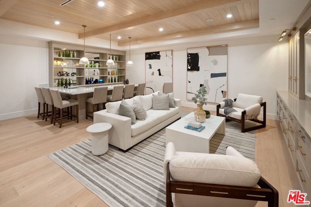 Dining room, Interior, Living room, Pendant Lights, Recessed Lighting, Wooden Ceilings, Wood Texture Flooring