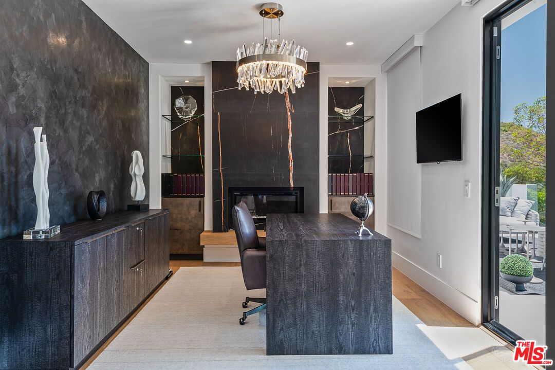 Chandelier, Home Office, Interior, Recessed Lighting, Wood Texture Flooring