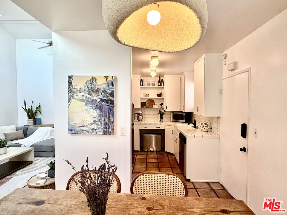 Interior, Kitchen, Tile Countertops