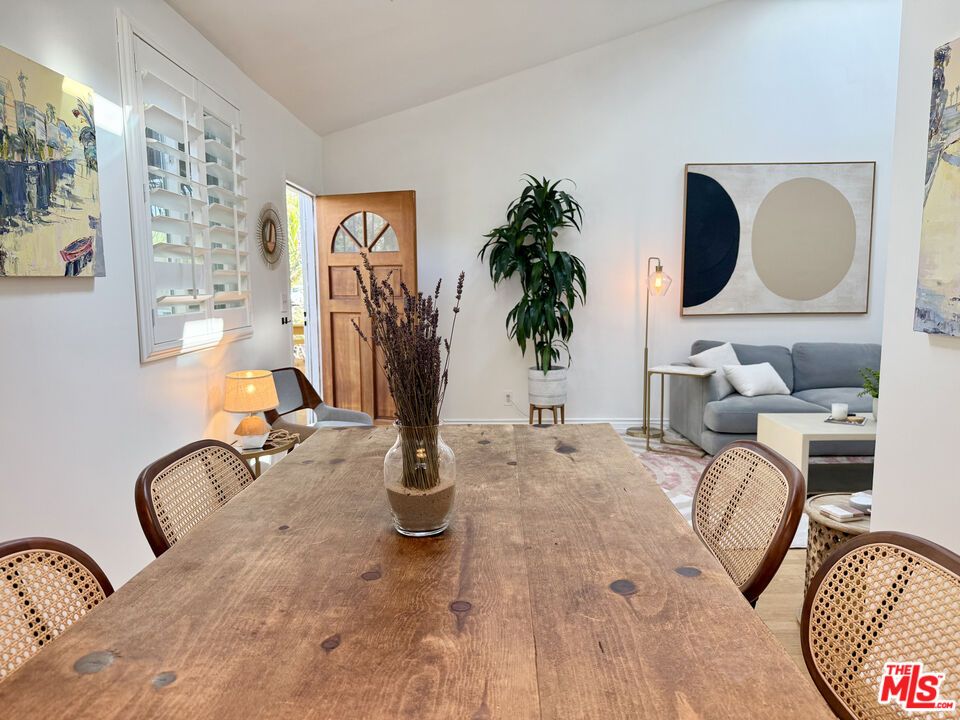Dining room, Interior