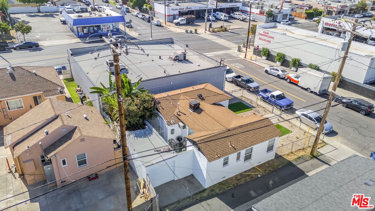 Exterior, Drone