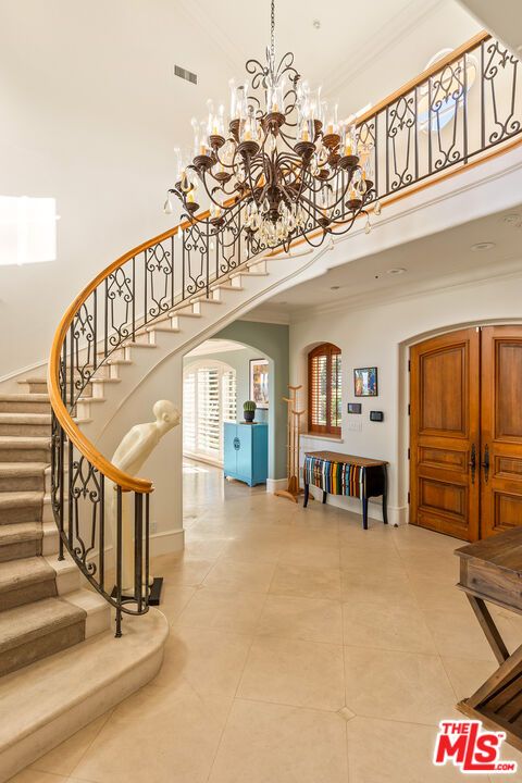 Chandelier, Interior, Recessed Lighting