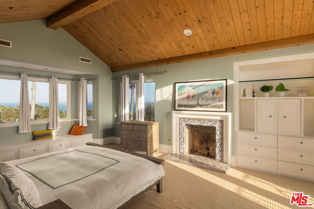 Bedroom, Fireplace, Interior, Water, Wooden Beams, Wooden Ceilings