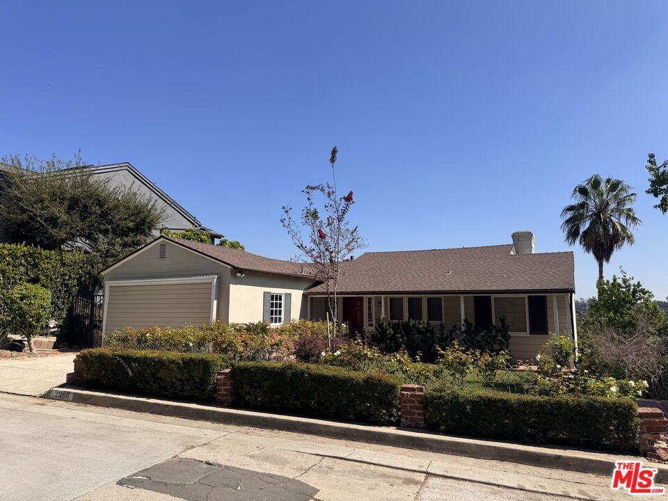 Backyard, Detached Garage, Exterior, Facade, Ranch