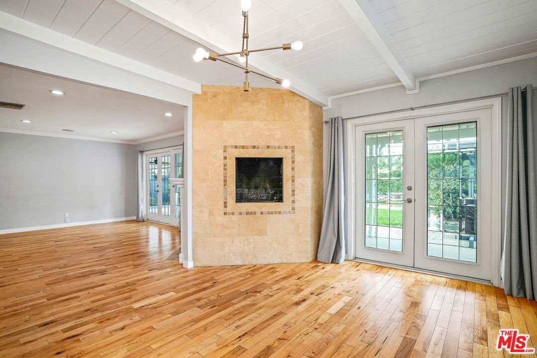 Empty room, Fireplace, Interior, Pendant Lights, Recessed Lighting, Wood Texture Flooring