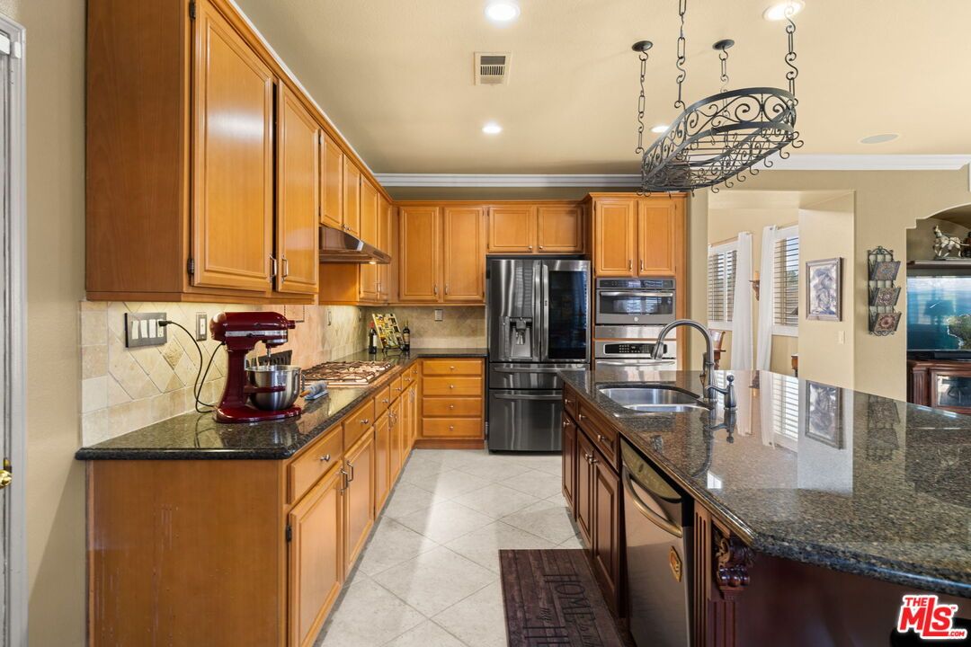 Interior, Kitchen, Pendant Lights, Recessed Lighting