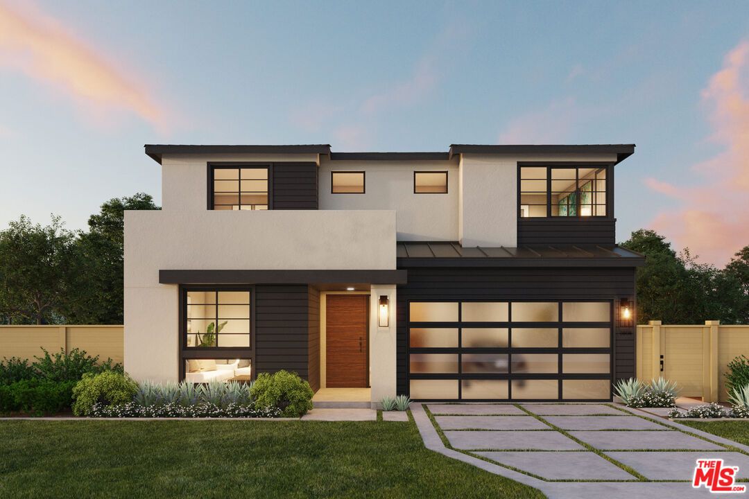 Attached, Exterior, Facade, Modern
