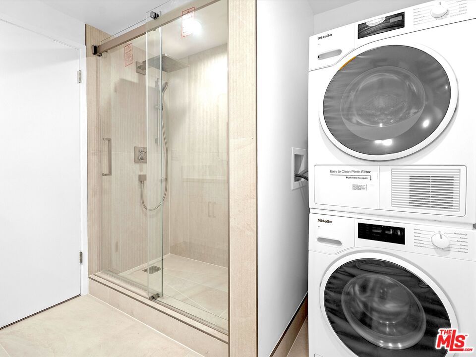 Interior, Utility Closets, Washer