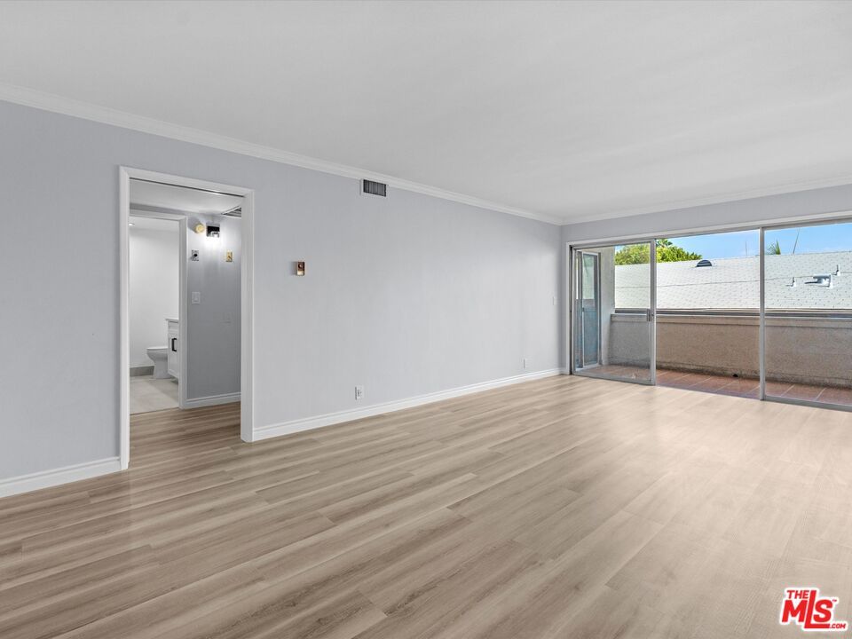 Bathroom, Empty room, Interior, Wood Texture Flooring