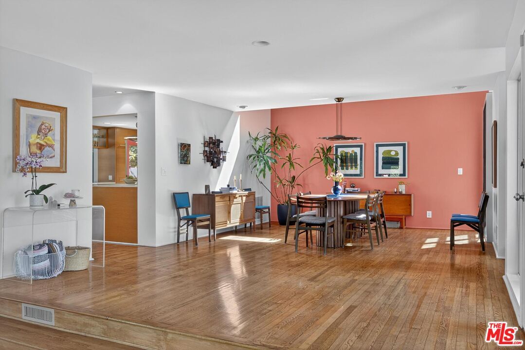 Dining room, Interior, Pendant Lights, Recessed Lighting, Wood Texture Flooring