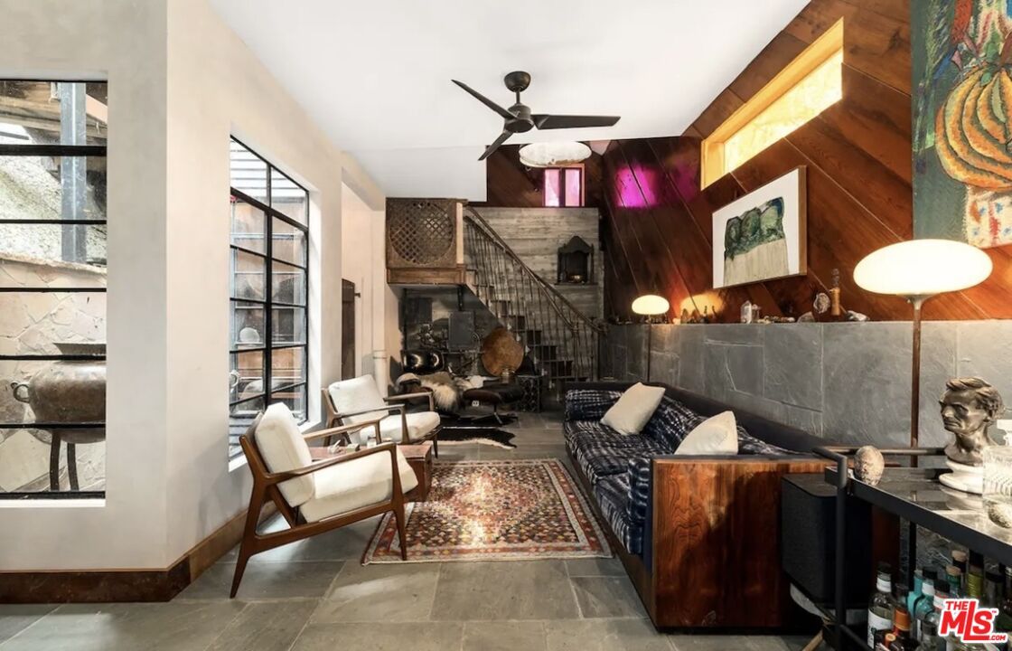 Fireplace, Interior, Living room