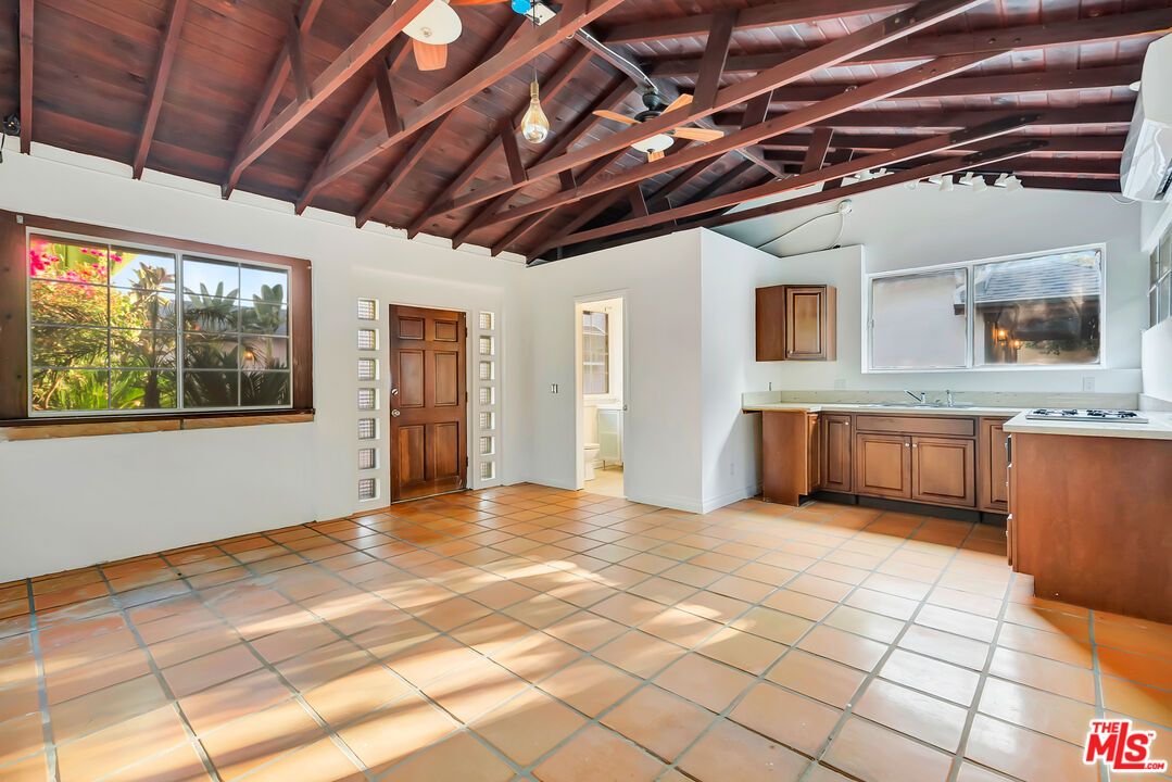 Interior, Kitchen, Wooden Beams, Wooden Ceilings
