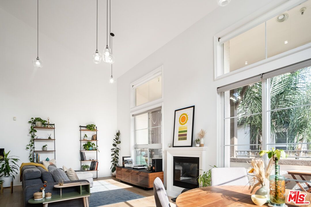 Fireplace, Interior, Pendant Lights