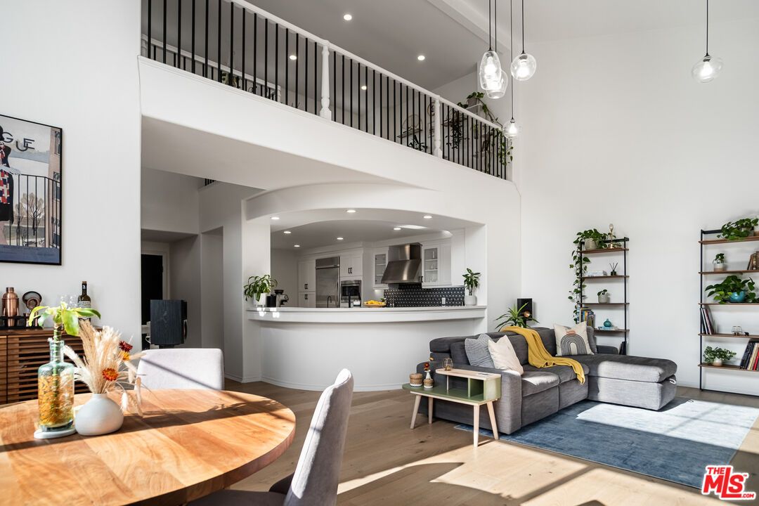 Dining room, Interior, Kitchen, Living room, Pendant Lights, Recessed Lighting, Wood Texture Flooring
