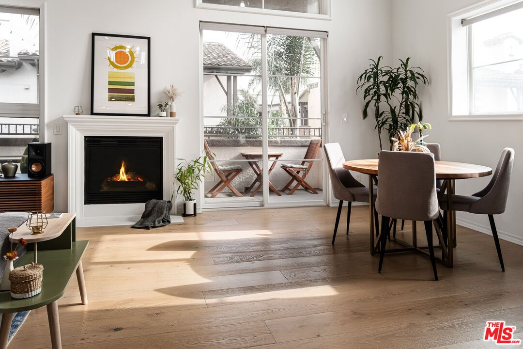 Dining room, Fireplace, Interior, Wood Texture Flooring