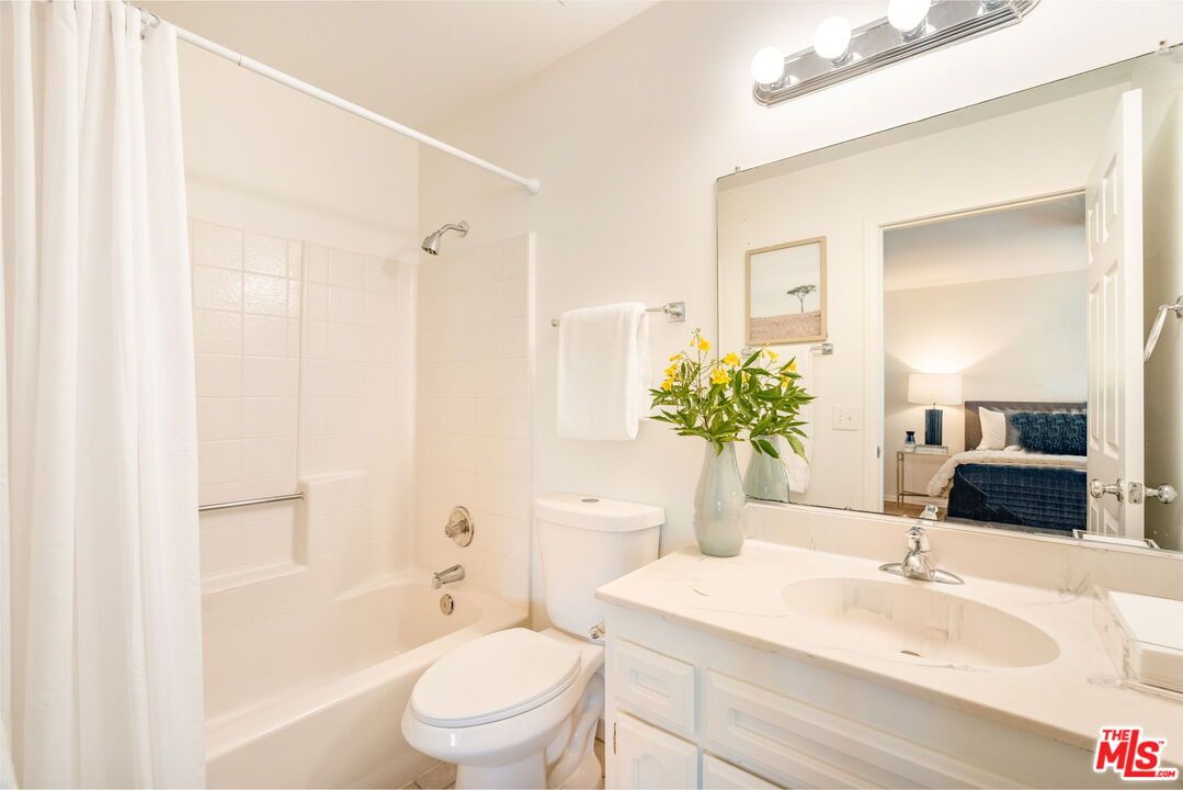 Bathroom, Bedroom, Interior