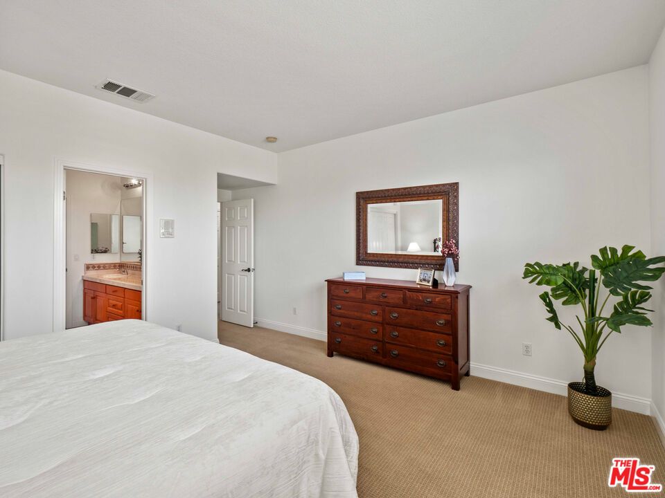 Bathroom, Bedroom, Interior
