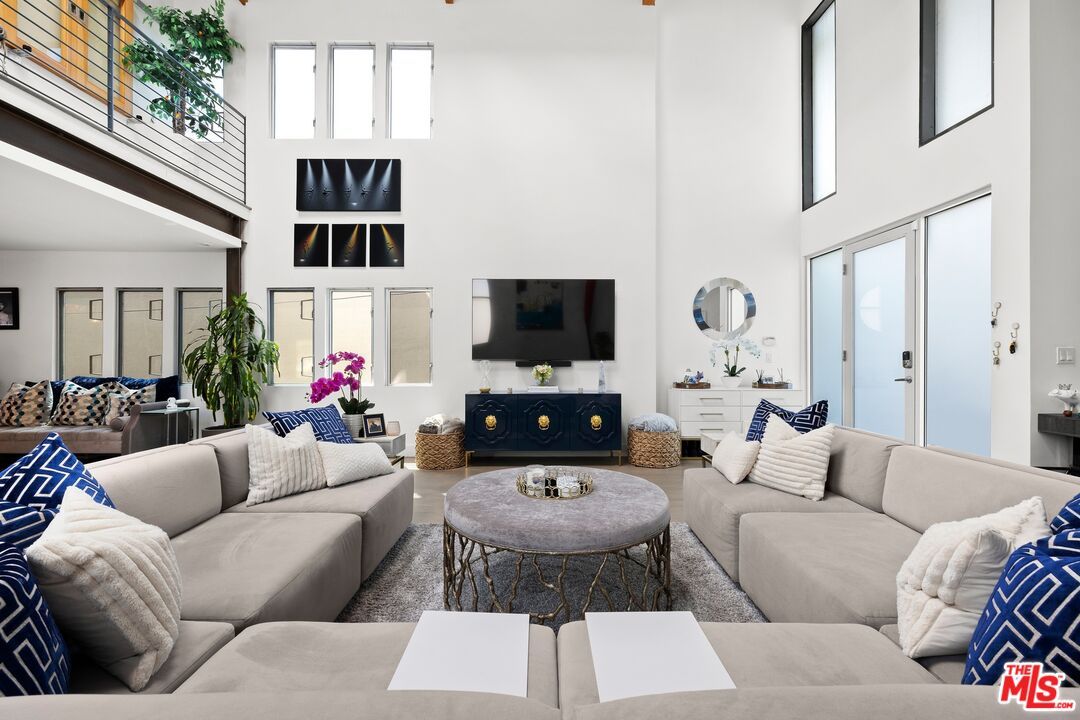 Interior, Living room