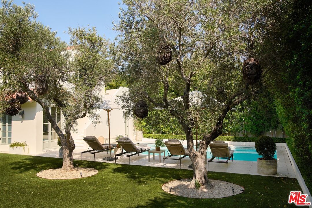 Backyard, Exterior, Pool