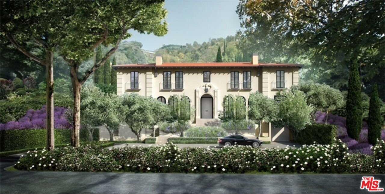 Backyard, Exterior, Facade, Georgian