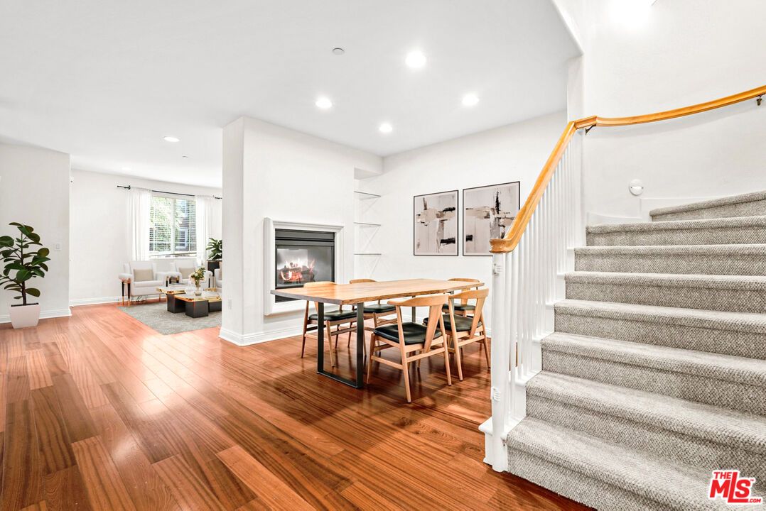 Dining room, Fireplace, Interior, Recessed Lighting, Wood Texture Flooring