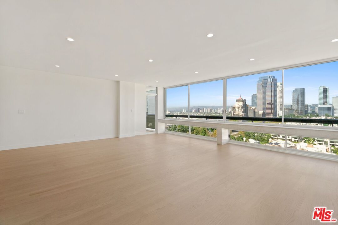 Interior, Other, Skyline