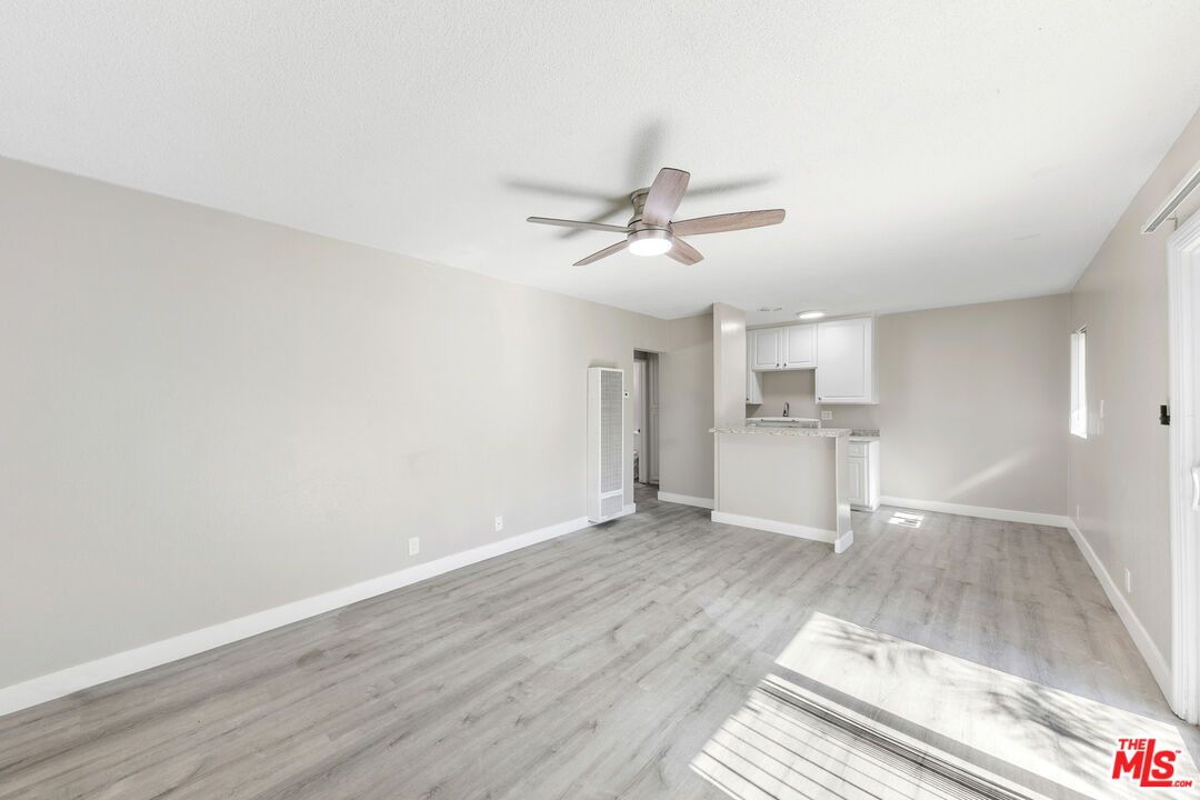 Empty room, Interior, Kitchen, Recessed Lighting, Wood Texture Flooring