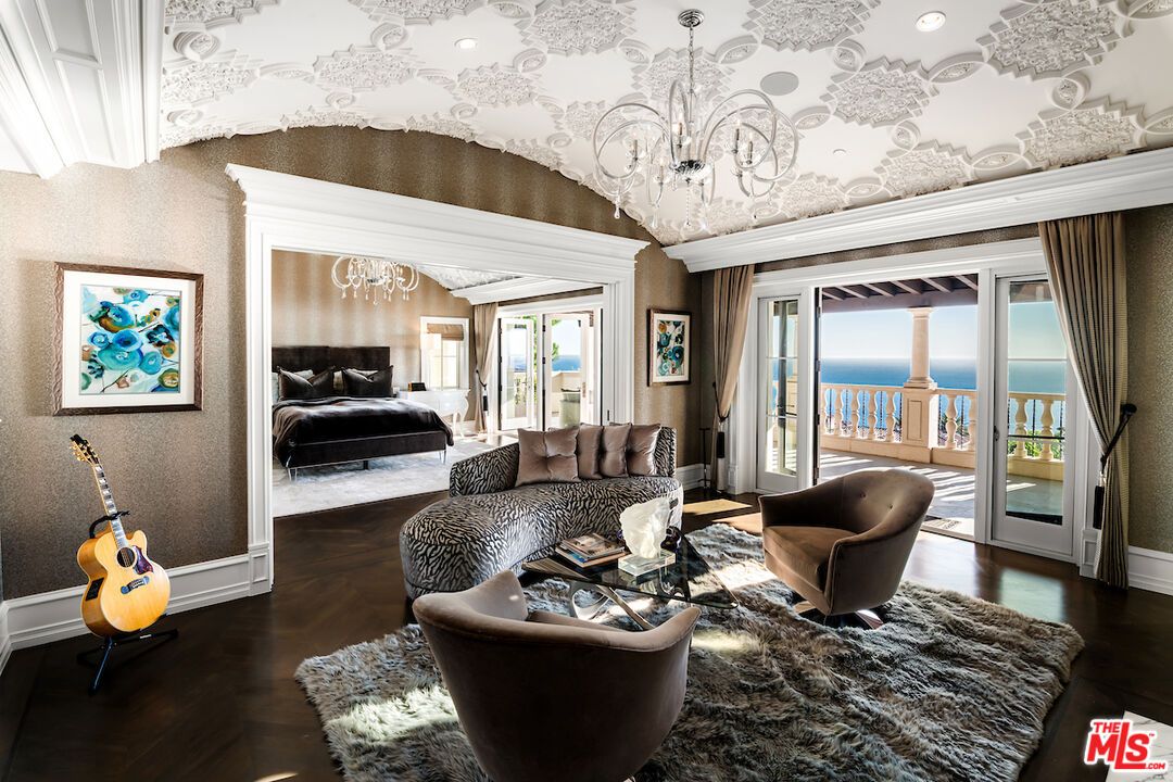 Chandelier, Interior, Living room, Water, Wood Texture Flooring