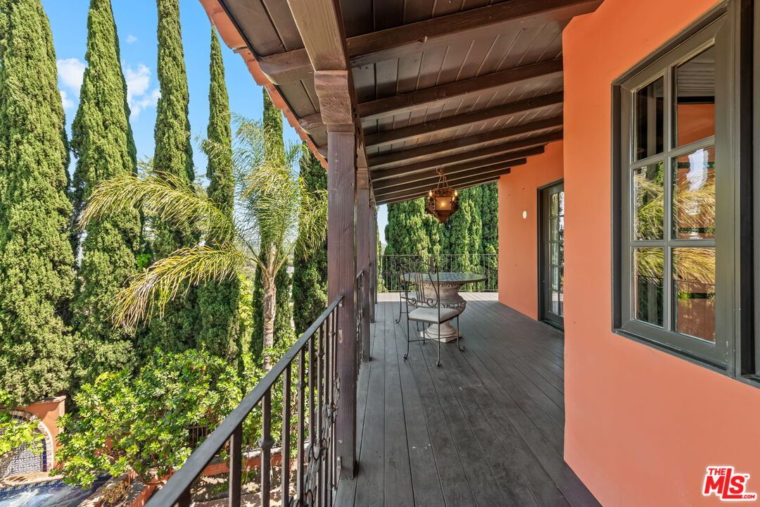 Exterior, Wooden Beams, Wood Texture Flooring