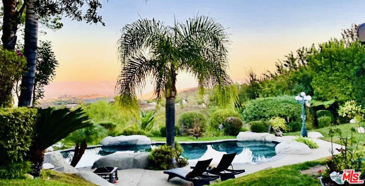 Backyard, Exterior, Pool