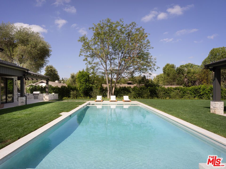 Backyard, Exterior, Outdoor Kitchen, Pool