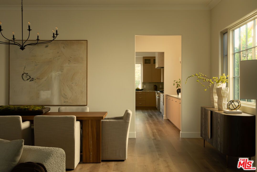 Chandelier, Dining room, Interior, Kitchen, Wood Texture Flooring