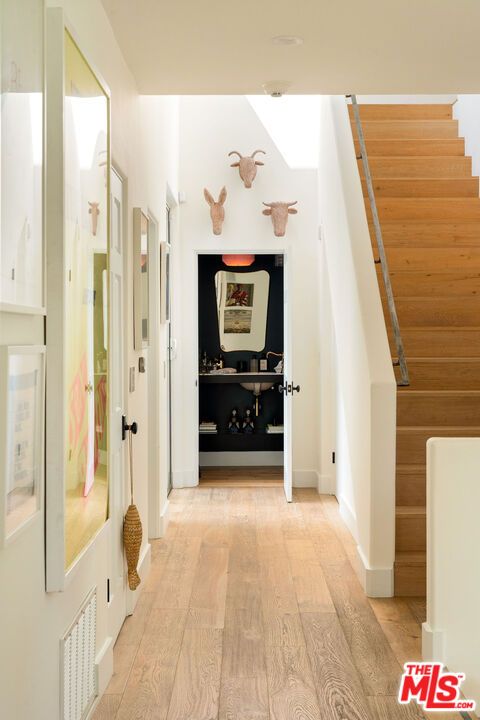 DE Listing image placeholder