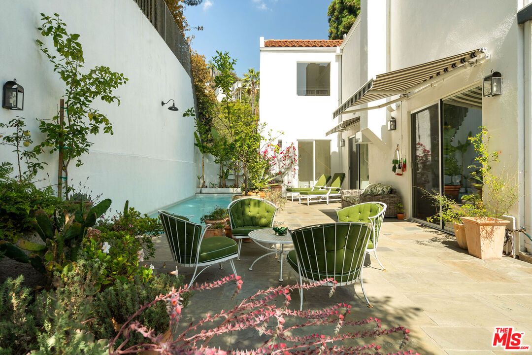 DE Listing image placeholder