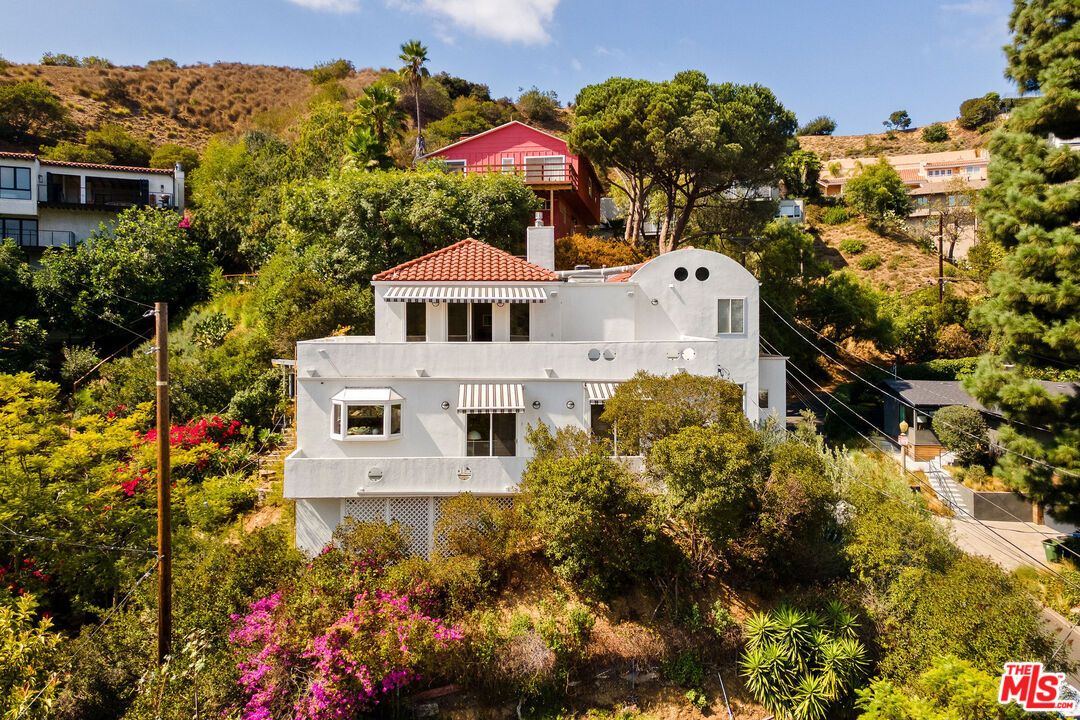 DE Listing image placeholder