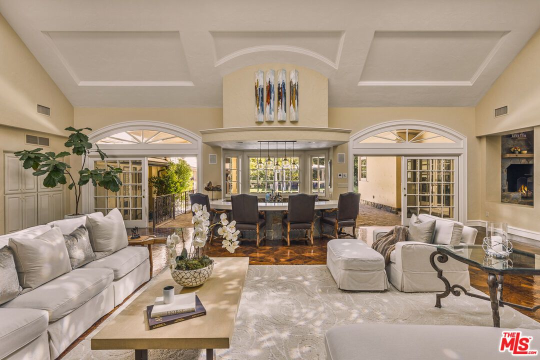 Dining room, Fireplace, Interior, Living room