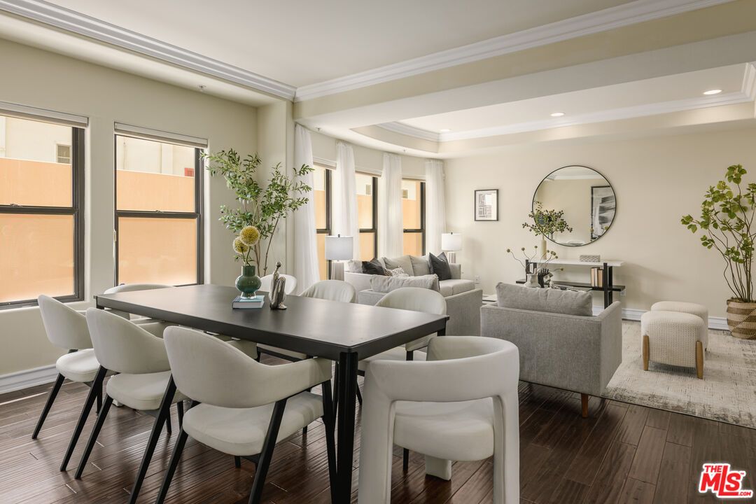 Dining room, Interior, Living room, Recessed Lighting, Wood Texture Flooring