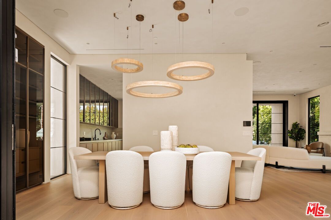 Dining room, Interior, Living room, Pendant Lights, Recessed Lighting, Wood Texture Flooring