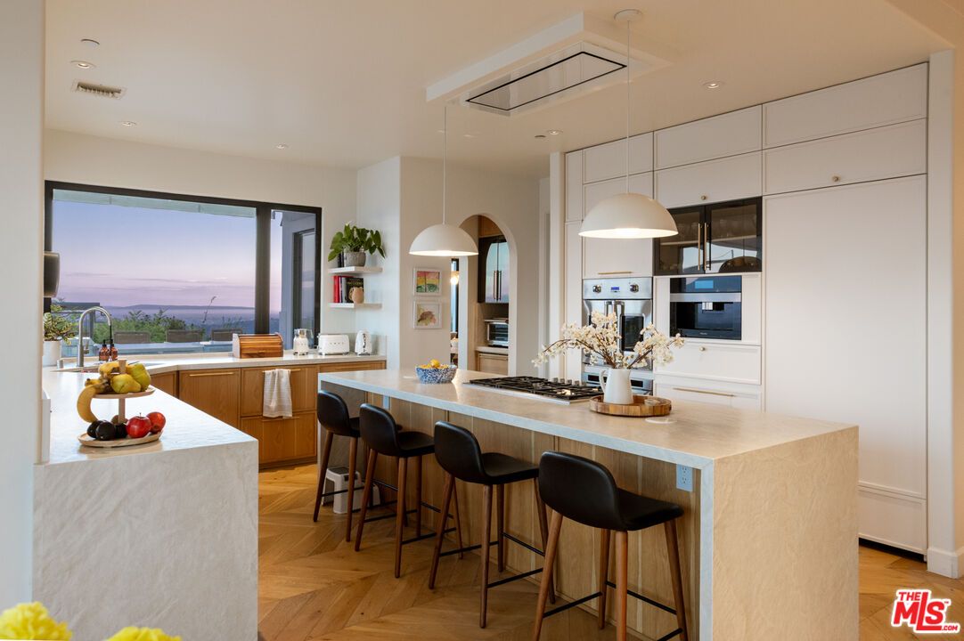 Interior, Kitchen, Pendant Lights, Recessed Lighting, Water, Wood Texture Flooring