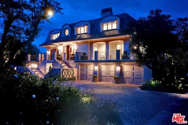 Exterior, Facade, French Provincial