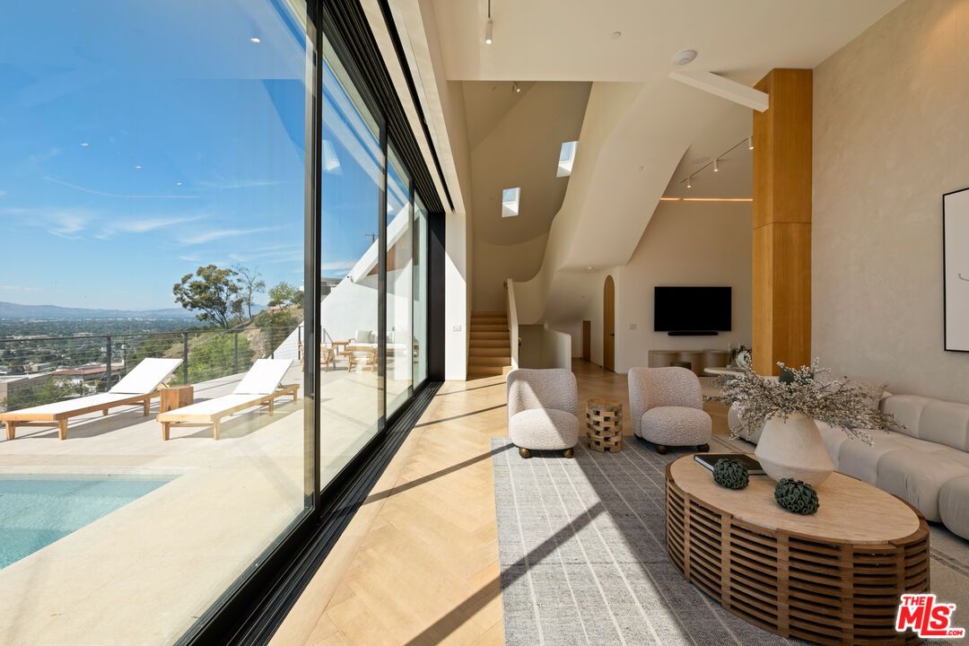 Interior, Living room, Pool, Recessed Lighting